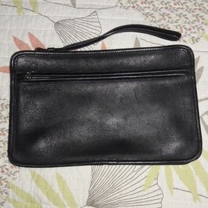 Vintage Coach wristlet clutch bag